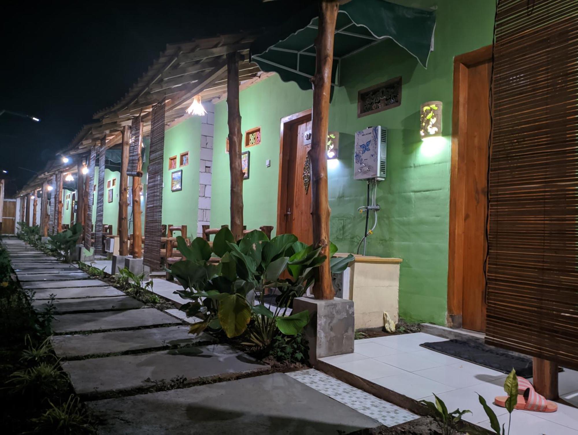 Wooden Kemiren Homestay Banyuwangi 바뉴왕기 외부 사진