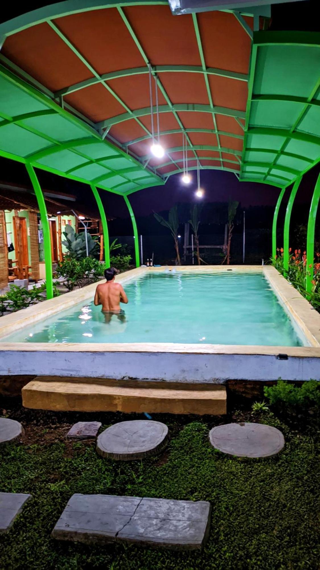 Wooden Kemiren Homestay Banyuwangi 바뉴왕기 외부 사진